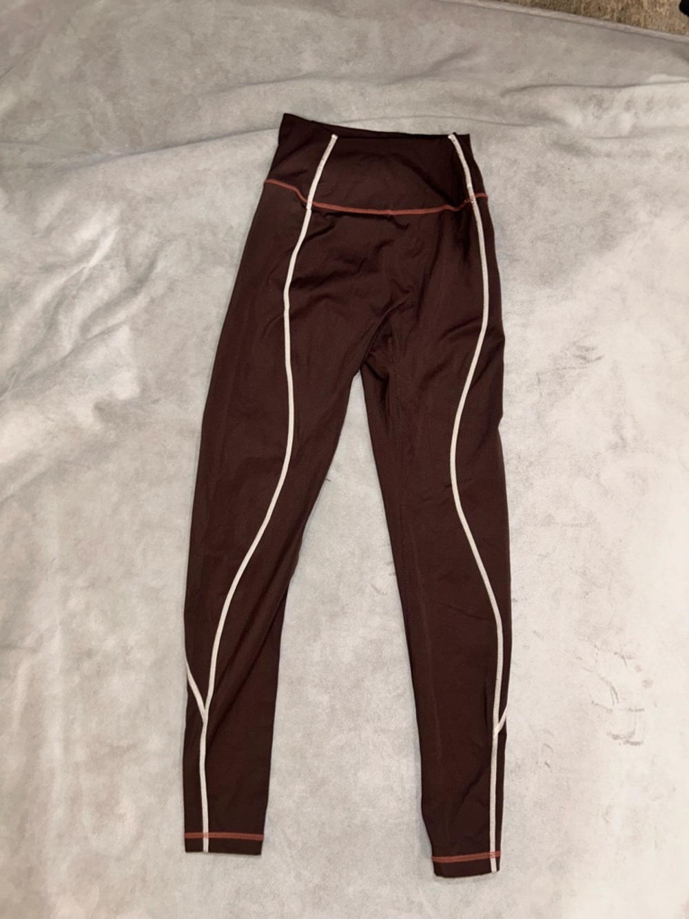 Buffbunny brown line detail leggings size small